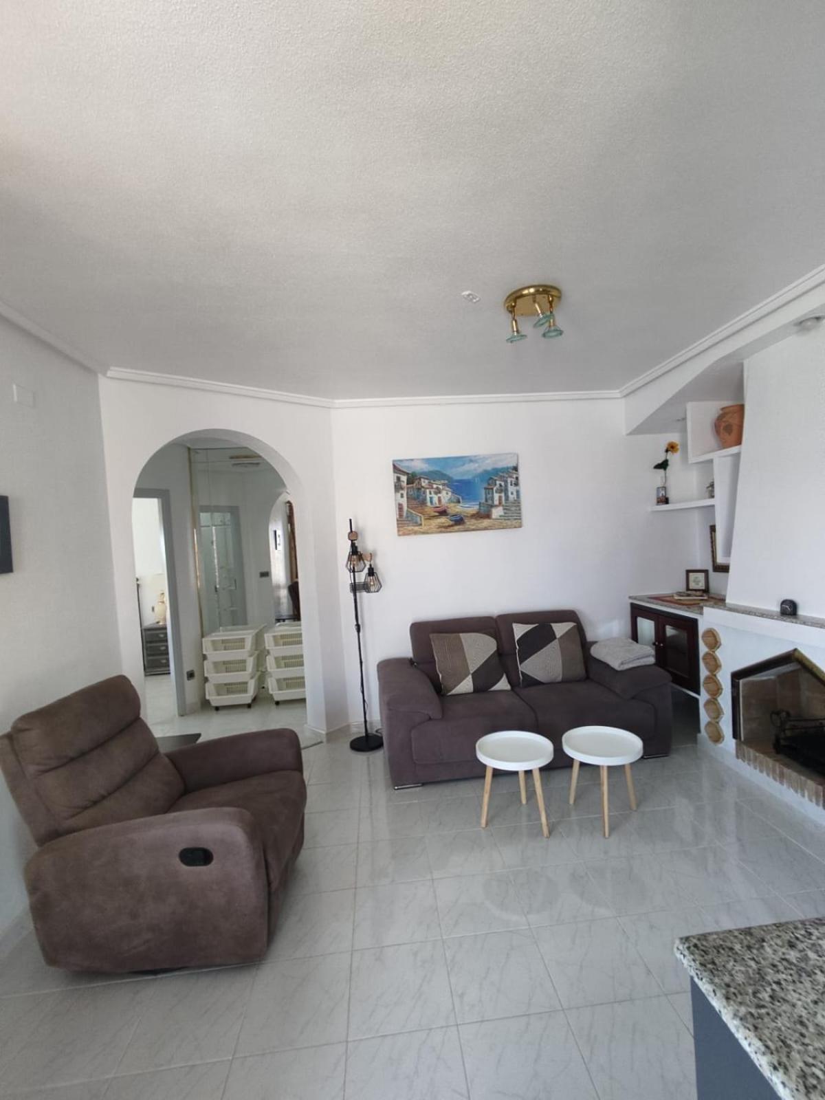 Schoenes Ruhiges Rooftop Apartment Mit Grosser Dachterrasse Torrevieja Exterior photo